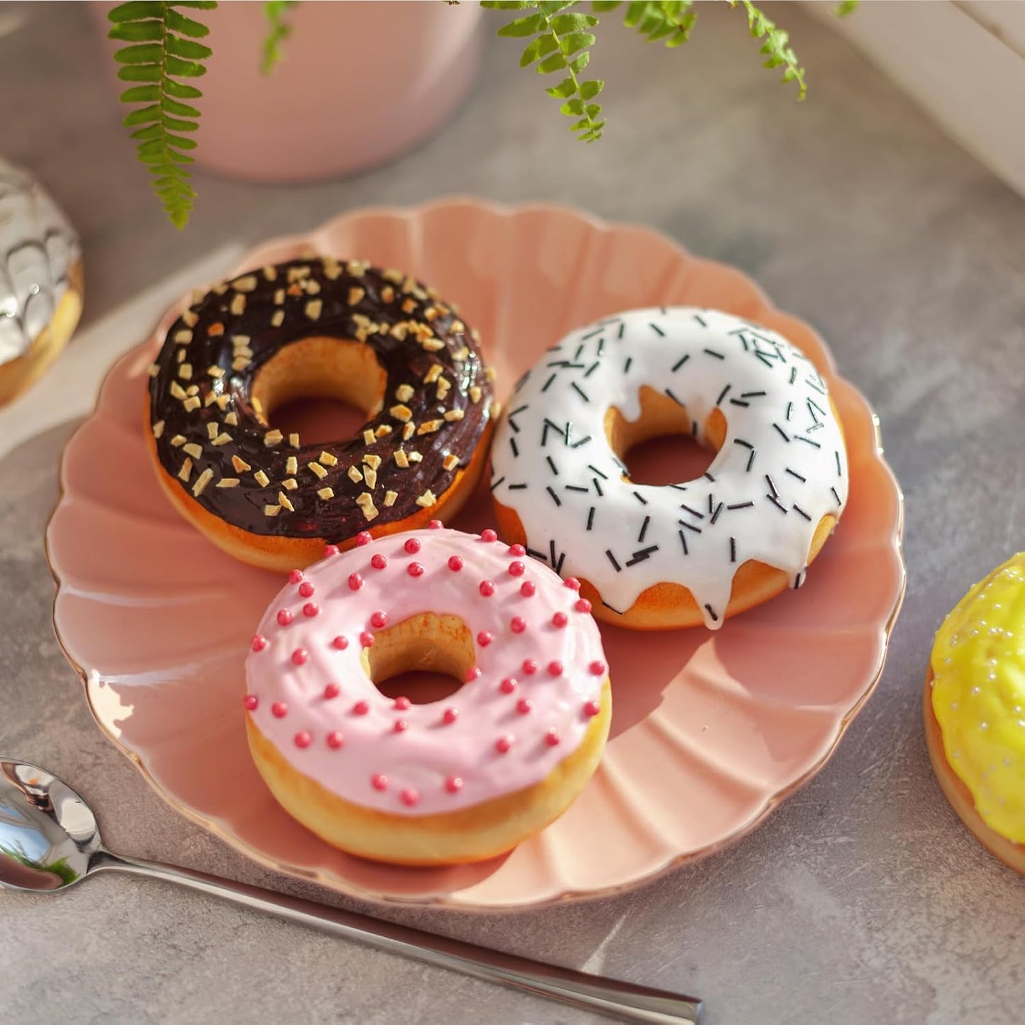 uxcell 4pcs Silicone Muffins Pan, 6 Cup Silicone Cupcake Pan Nonstick Baking Tray for Muffins, Cupcakes, Dishwasher Safe, Brown