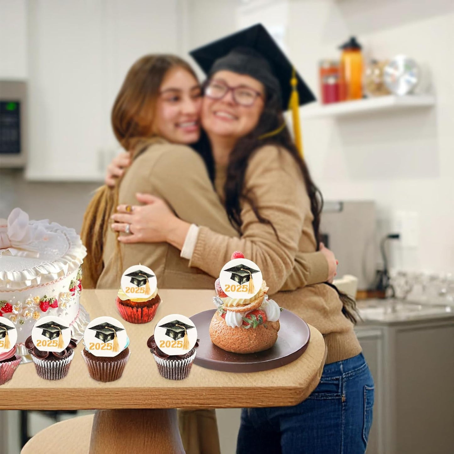 Gyufise 48Pcs Edible 2025 Graduation Cap Cupcake Toppers Wafer Paper Class of 2025 Grad Cap Cupcake Picks for 2025 Graduation Theme Party Cake Decorations Supplies Gold