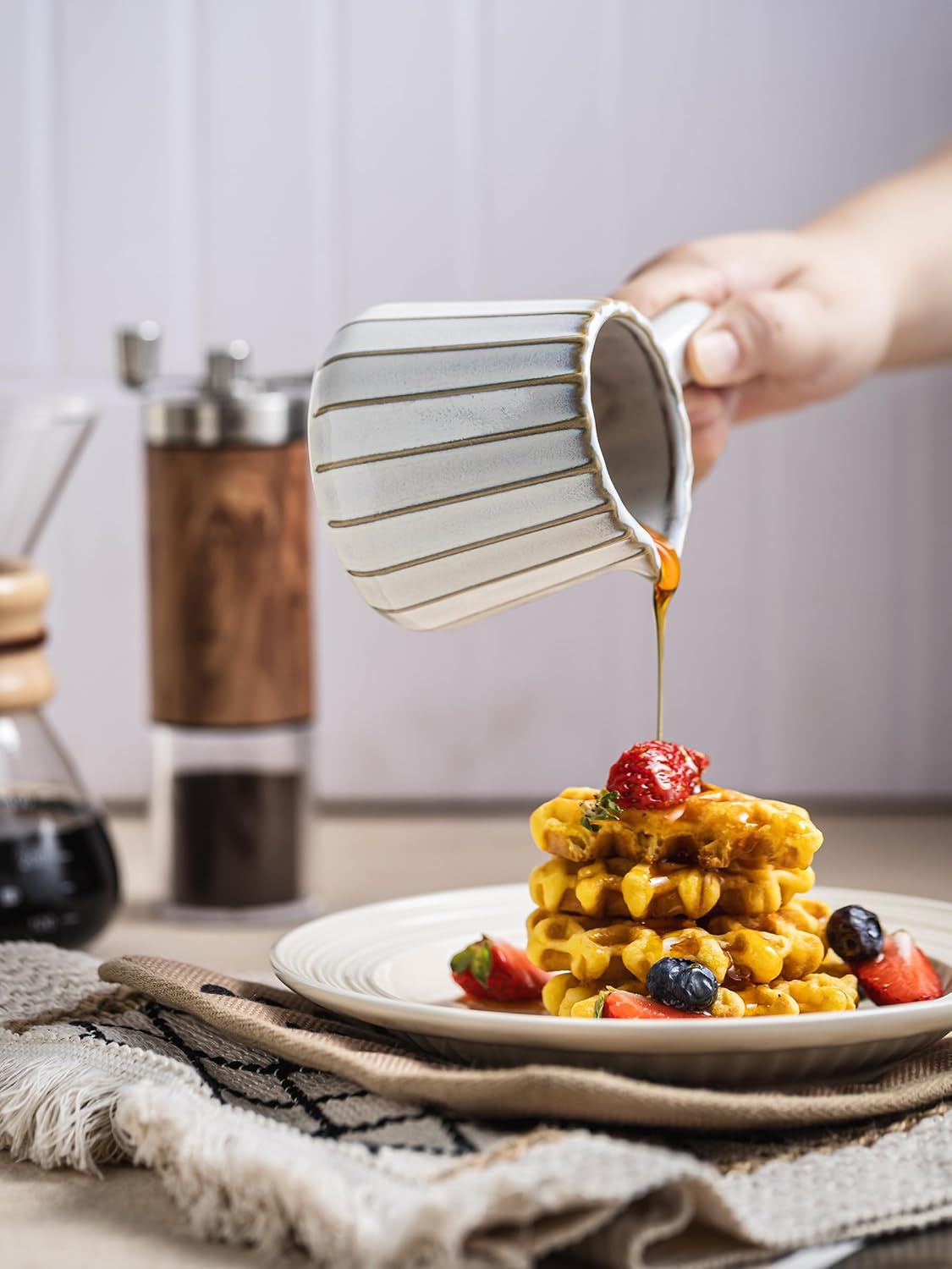 Ceramic Espresso Cups, Espresso Measuring Cup with Handle, Expresso Shots Cups with Scale, Espresso Accessories, 200ML /6 OZ, Cream White