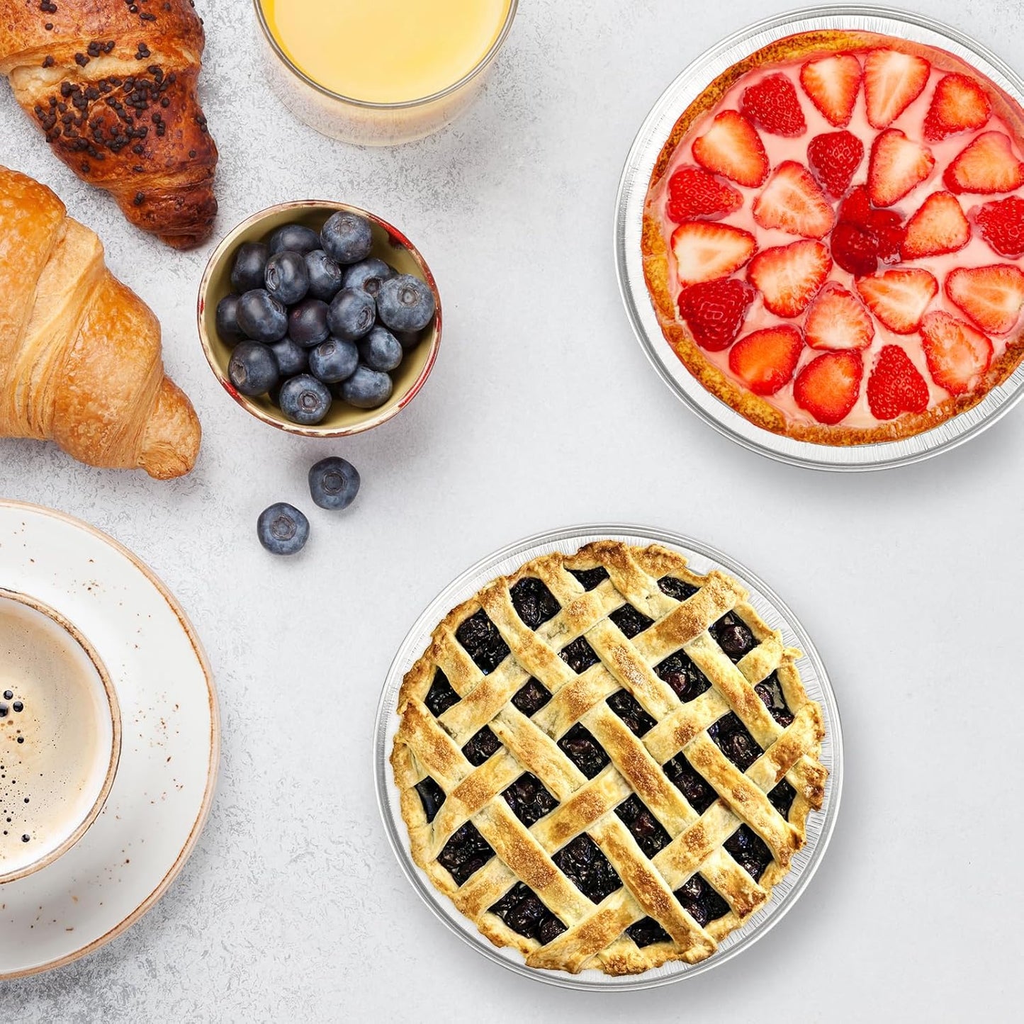 EUSOAR Mini Cake Pans with Lids, 100pcs 10oz/275ml Gold Baking Cups Cupcake Liners, Round Aluminum Cheesecake Container Cheesecakes Muffins Liners Pie Wrappers for Bakery Wedding Birthday Party