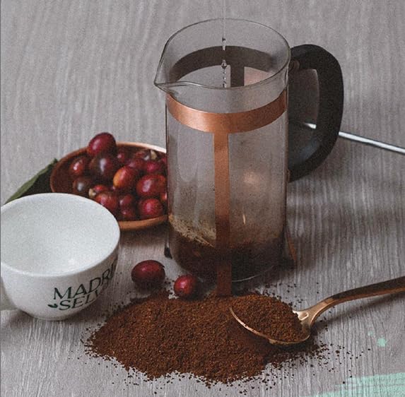 Colombian Specialty Coffee Whole Bean Medium Roast Arabica Bourbon Variety Gourmet Fresh Roasted Low Acid Balanced Flavor Rich Aroma Smooth Notes Single Origin High Altitude Gift Ready 8.8oz 250g