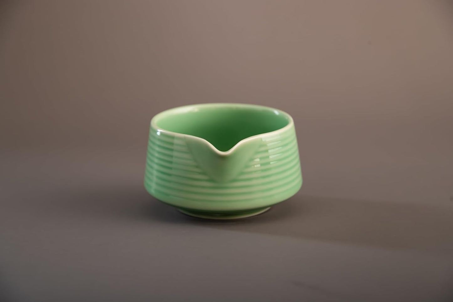 Traditional Matcha Tea Ceremony Tools, 4 Pcs Bamboo Matcha Whisk Set and Matcha Bowl with Spout and Whisk for Ceremony, Gift-Ready Presentation