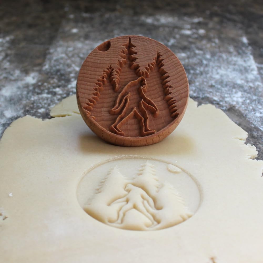 Wood Cookie Stamp, 2.5 Inch (Wandering Sasquatch CS-086)