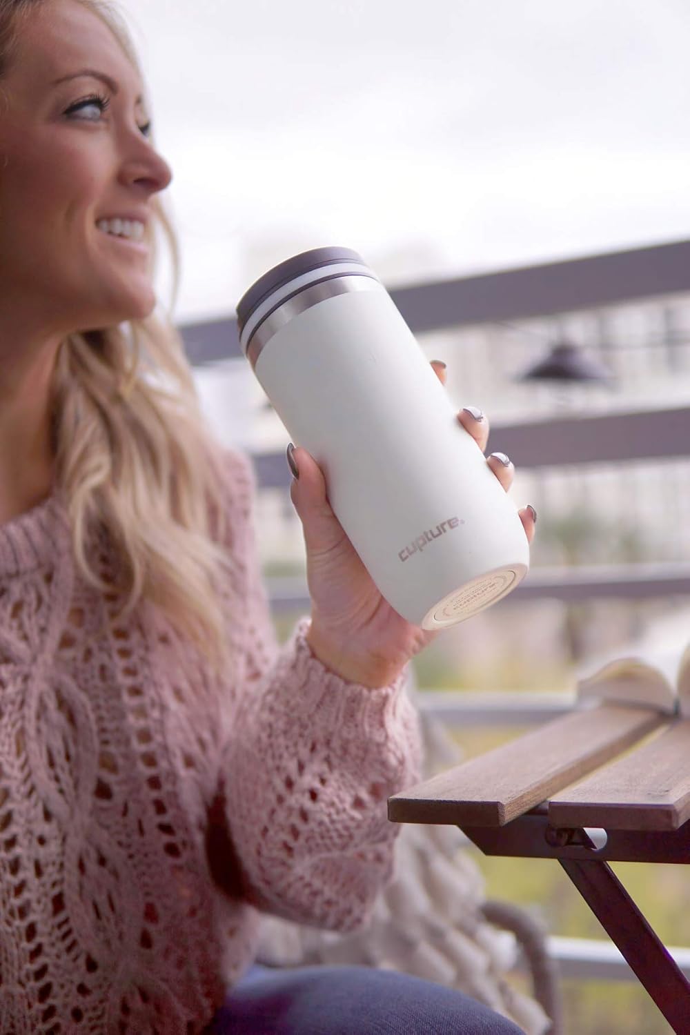 Cupture TWIST-TOP Vacuum-Insulated Stainless Steel Travel Mug, 16 oz, Winter White