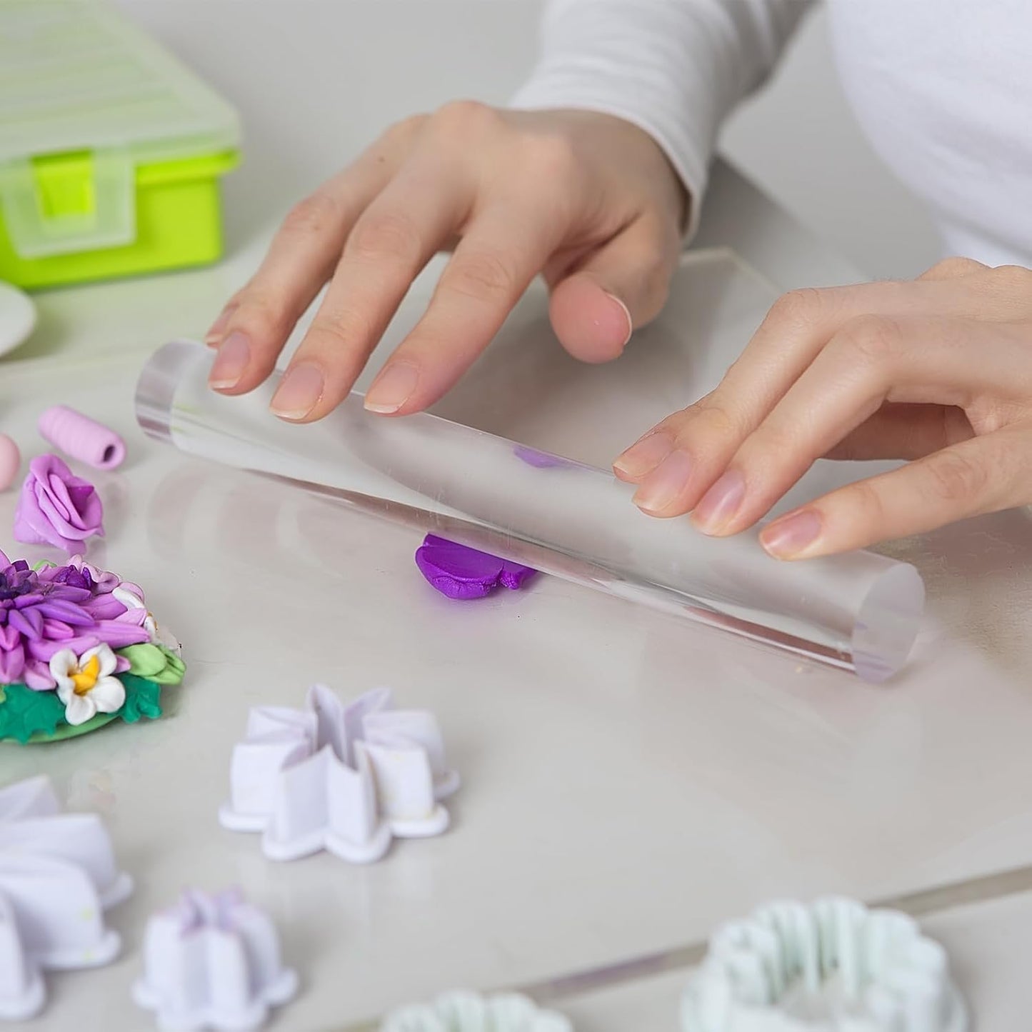 HARFINGTON Acrylic Clay Roller 9 Inch x 1 Inch Solid Non-Stick Plastic Round Tube Roller Polymer Clay Rod Fondant Rolling Pin for Shaping, Sculpting, Modeling DIY Crafts, White