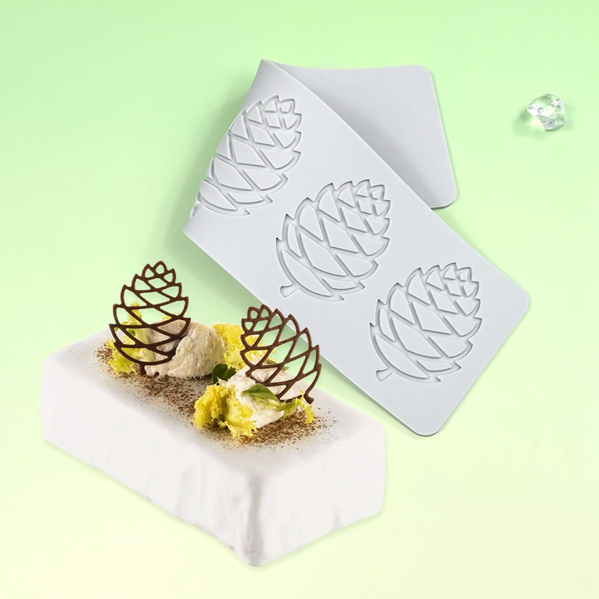 mostsom3D Hollow Out Lace Mold Silicone Pinecone Shape Fondant Molds Chocolate Mould For Cake Pastry Decor Baking Gumpaste Moulds Decoration Sugar Lace Veil Mat (O_ Pinecone)