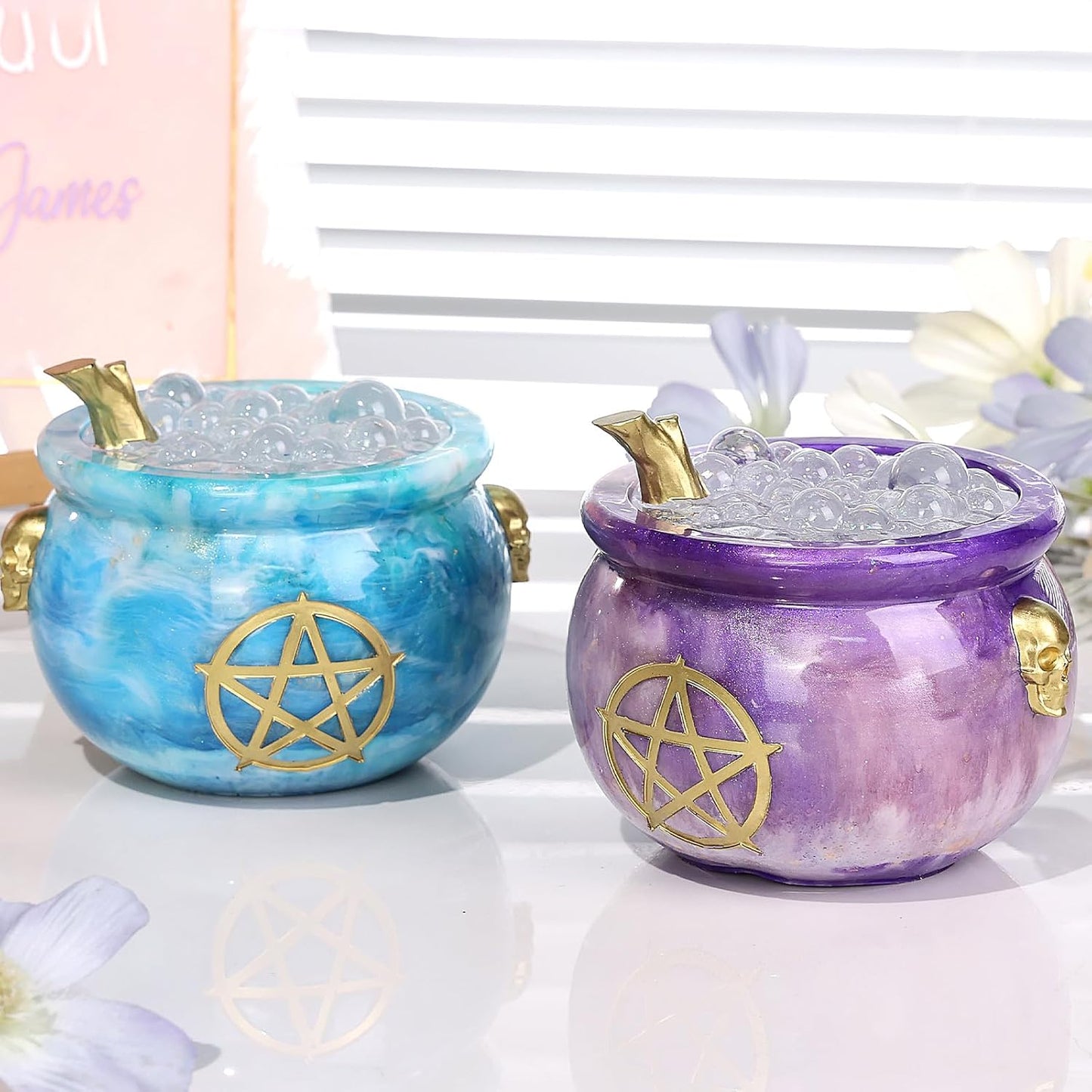 LET’S Resin Witch Cauldron Resin Mold, Halloween Resin Molds, 3D Jar Resin Molds Silicone 4.7'' Width, Large Jar Molds for Epoxy Resin Casting Craft, Storage Box,Candy Container,Candle Holder