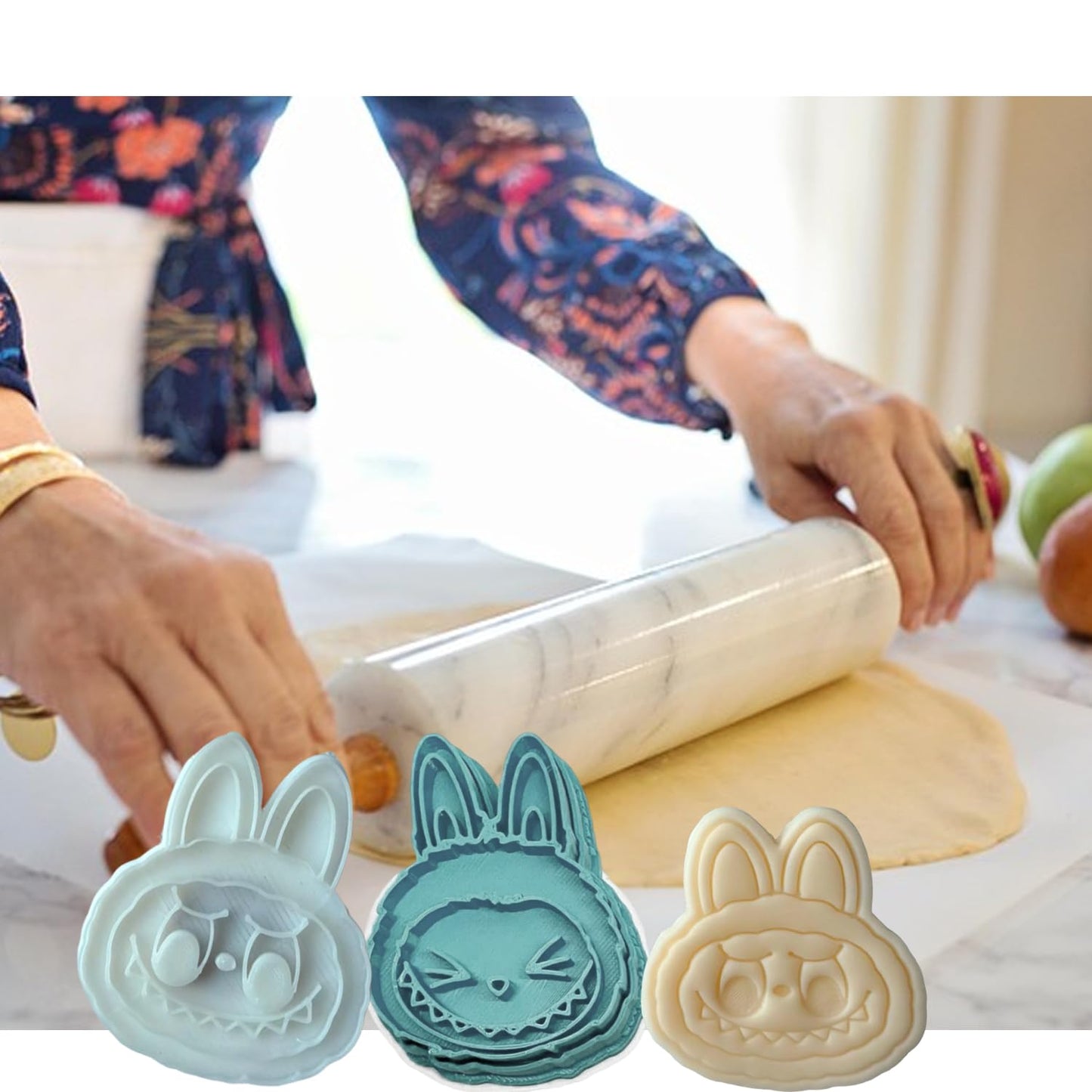 4-Piece Monster Spirit Cookie Stamp Set 3d Cute Doll Cookie Stamp Set With Cutter Suitable For Everyday Baking The Perfect Gift For Baking Enthusiasts A Joyful Gift For The Whole Family