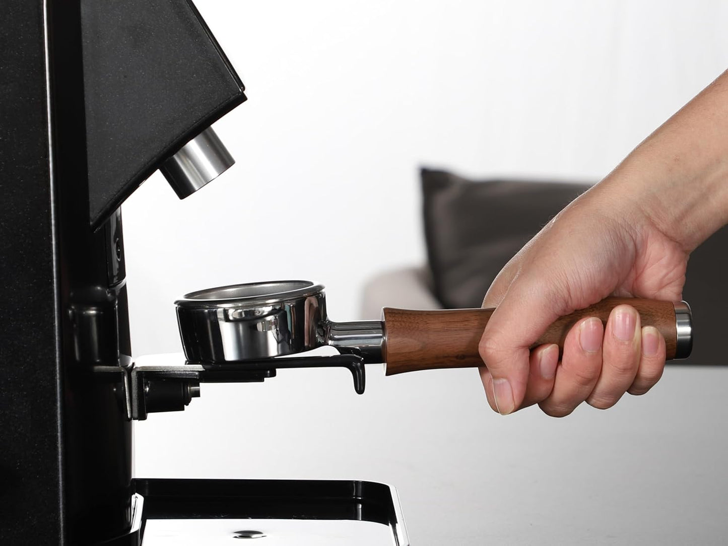 58mm Bottomless Portafilter | Fits for E61 Group Head 2 Ears machines| Stainless Steel portafilter and Walnut wood Handle|Espresso Machine Accessories(Walnut)