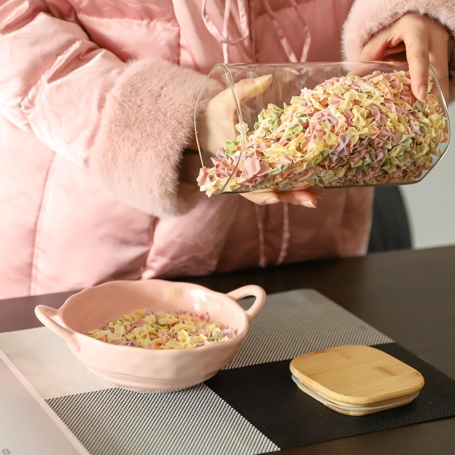 50oz Glass Food Storage Jars Set of 6,Glass Storage Containers Clear Glass Food Canister with Bamboo Lid Airtight For Serving Tea, Coffee, Flour, Sugar, Candy, Cookie, Spice and More (Square)