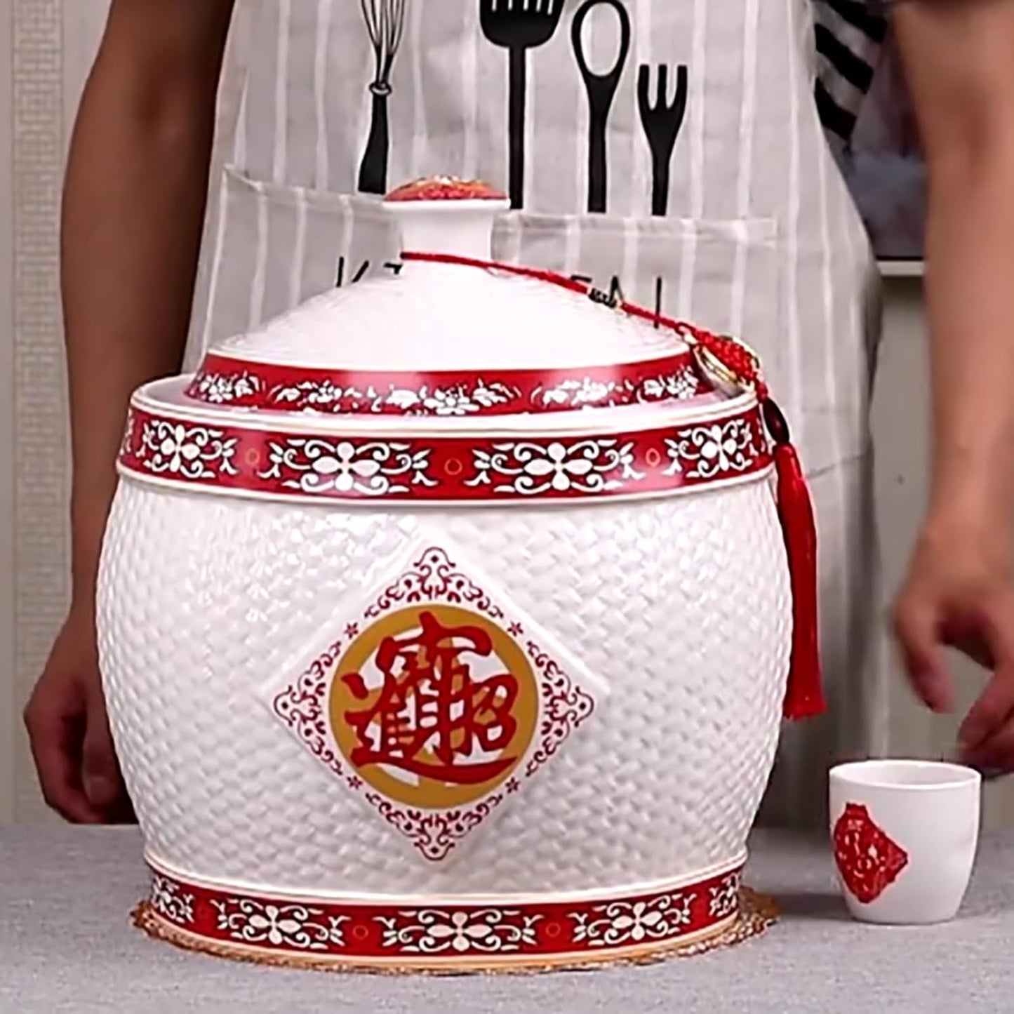 Chinese Sealed Large-Capacity Rice Pot, Ceramic Rice Bucket With Tassel Design, Grain Storage Ceramic Container, Rice Dispenser Airtight Storage Bucket For Grains Snacks Candy Coffee Beans Food(E,Capa