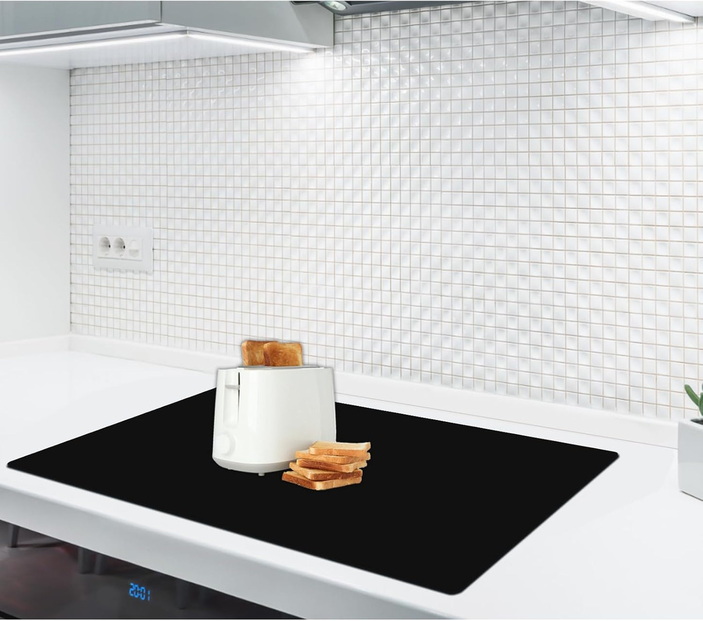 2MM Thick Silicone Countertop Mat, 23.6"x 23.6" Silicone Mats for Kitchen Counter, Nonslip Heat Resistant Mat, Large Kitchen Counter Mats, Waterproof Countertop Protector, Black