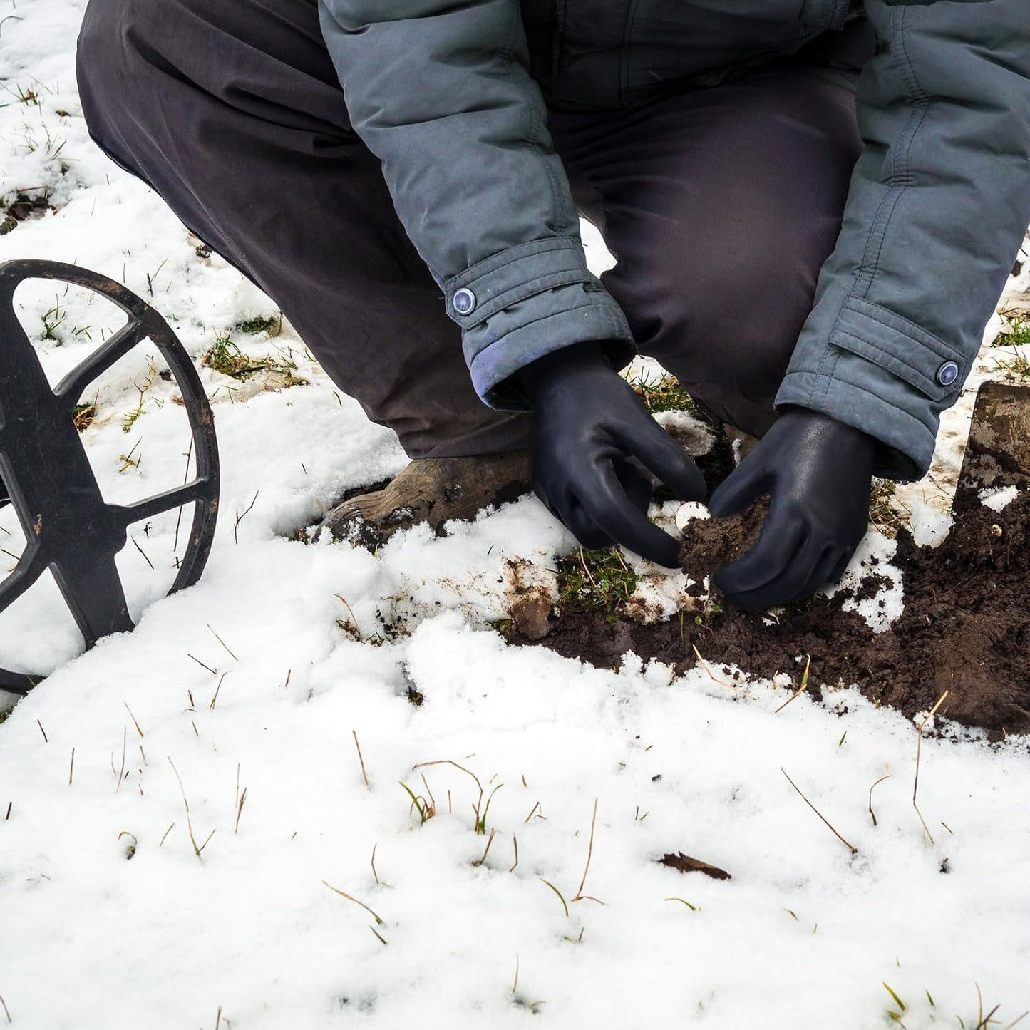 KAYGO Winter Waterproof Work Gloves for Men and Women, 3 Pairs Thermal Insulated Freezer Rubber Coated Gloves,Super Grip,KG160, XL, Black