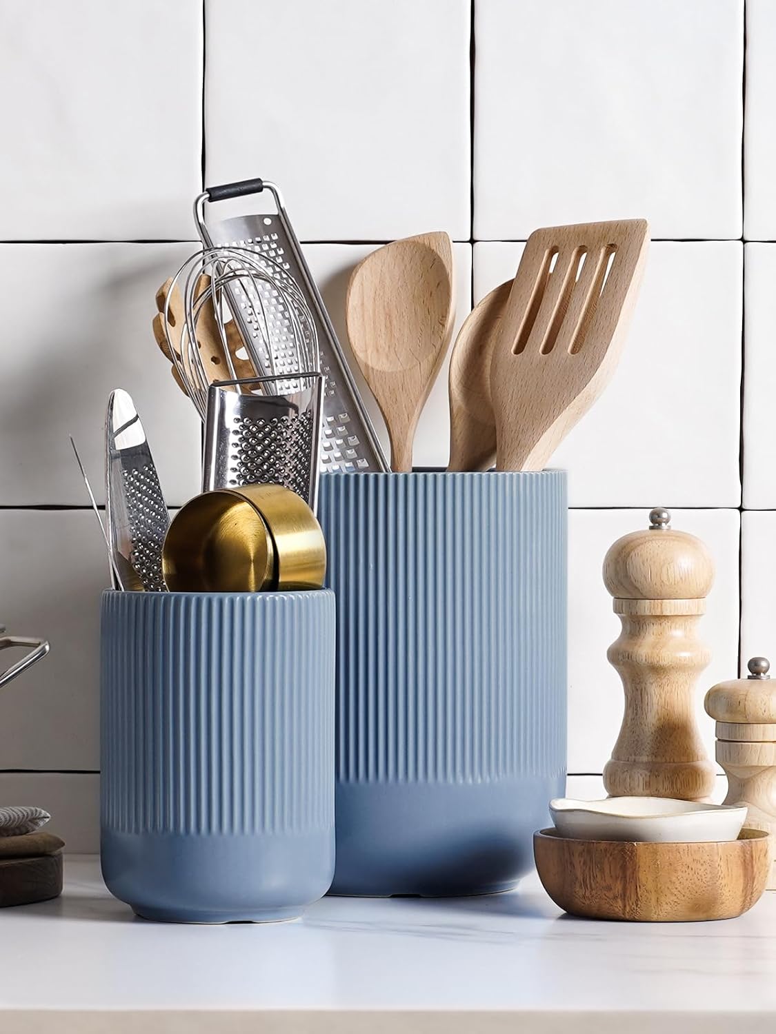 LE TAUCI Utensil Holder, 7.3"+5.4" Ceramic Kitchen Utensil Holder for Countertop, Large Cooking Utensil Crocks for Kitchen Counter, Morden Utensil Organizer for Spatula, Set of 2, Dusty Blue