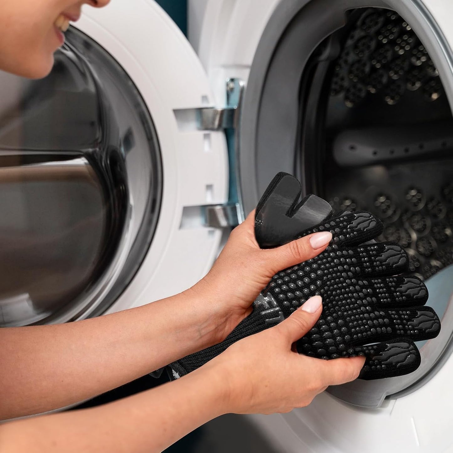 BBQ Gloves, Oven Gloves, 1472°F Extreme Heat Resistant Barbecue Gloves, Silicone Non-Slip Oven Mitts, Kitchen Gloves for Cooking, Grilling, and Baking (Black)