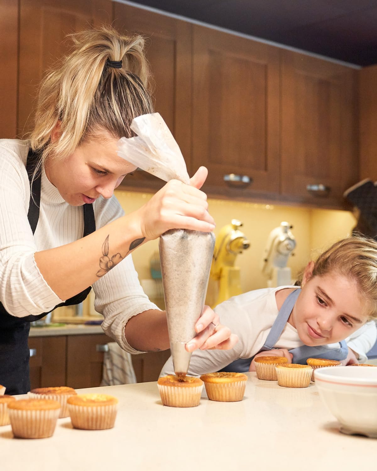 18/21/24 Inch Extra Large Piping Bags Disposable, 100 Pieces Icing Bags, Tipless Piping Bags, Thickened Pastry Bags, Non-Slip & Anti-Burst, Frosting Piping Bags for Cakes Cookies Decoration