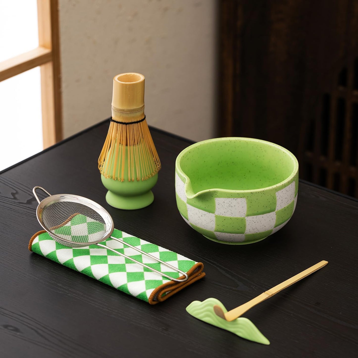 7pcs Traditional Matcha Tea Ceremony Set, green Ceramic Bowl with Bamboo Whisk, Holder and Strainer (Green grid) Elegant Matcha Set for Gifting and Personal Use, Gift Box Packaging