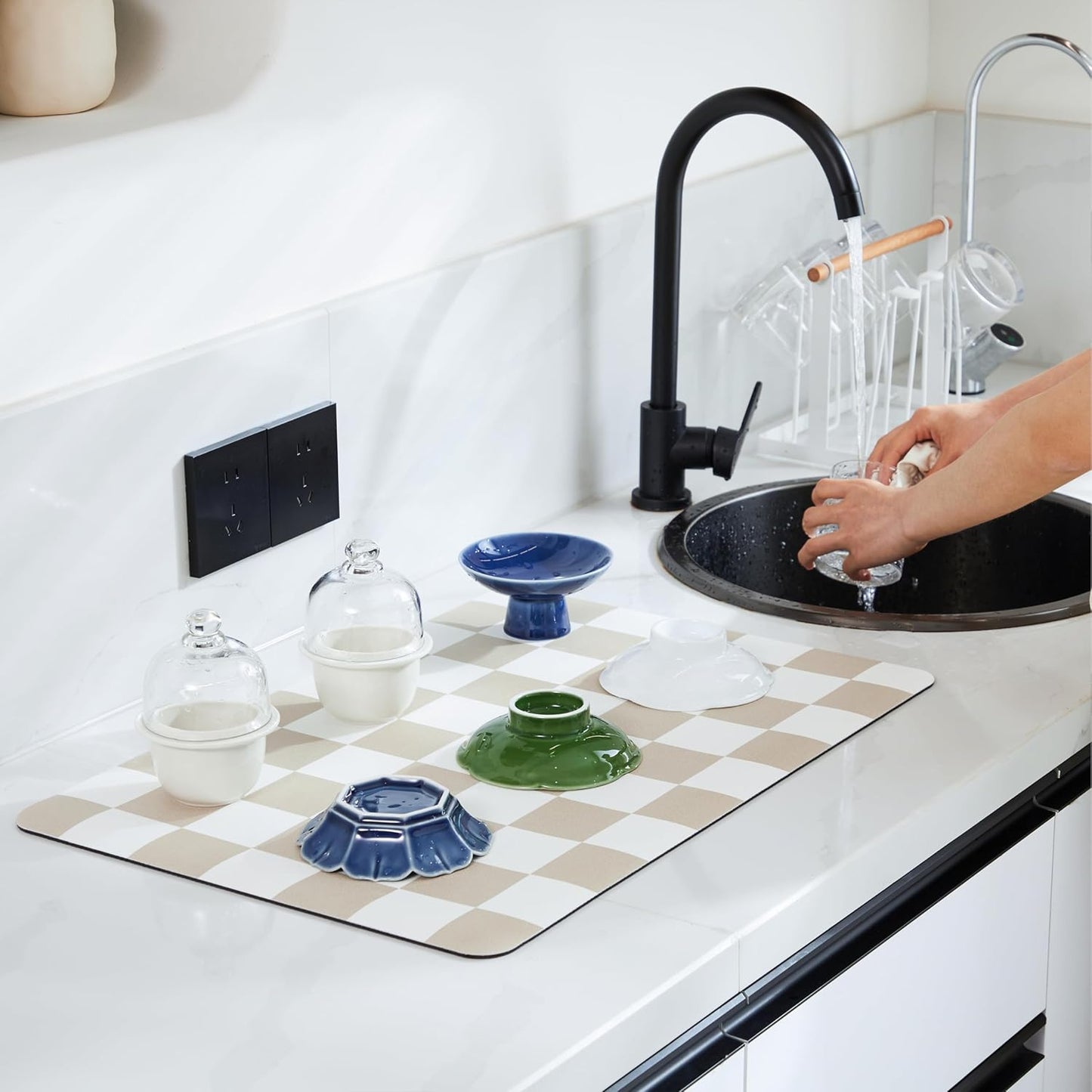 Checkered Dish Drying Mat for Kitchen Counter, Coffee Bar Station Accessories, Retro Cute Aesthetic Modern Absorbent Drainer Mat Kitchen Drying Mat Easy Clean, Beige 16" x 24"