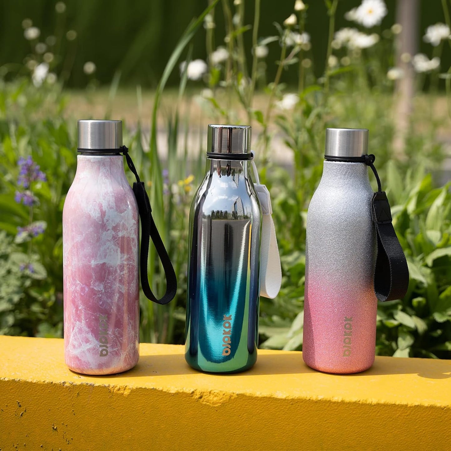 BJPKPK Insulated Water Bottles, 18 oz Stainless Steel Metal Water Bottle with Strap, BPA Free Leak Proof Thermos,Mugs,Flasks, Reusable Water Bottle for Sports & Travel, Sparkling Silver Blue