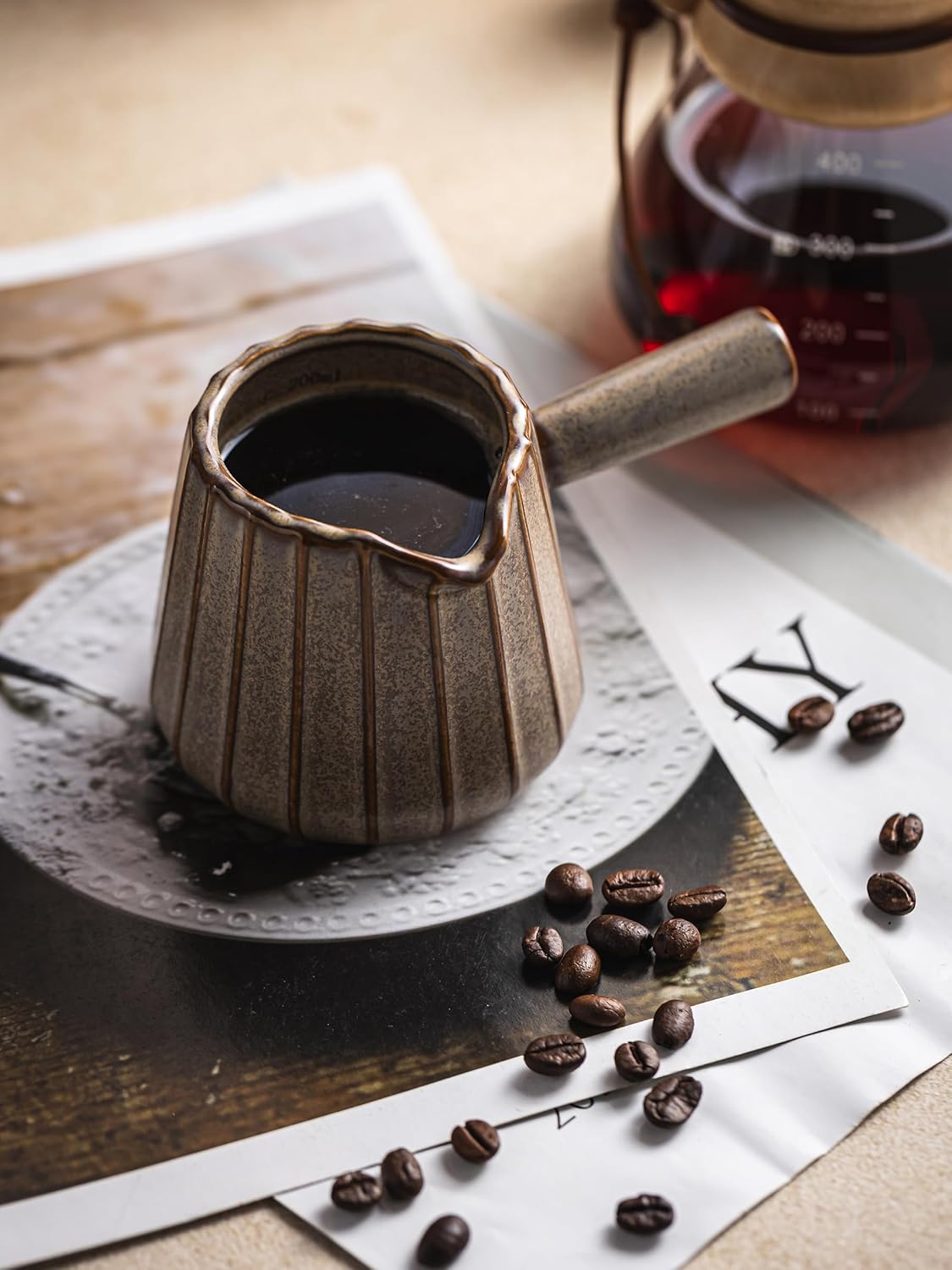 Espresso Cup, Ceramic Espresso Measuring Cup with Handle, Expresso Shots Cups with Spout, Espresso Accessories, 200ML/6 OZ, Dark Agate Red