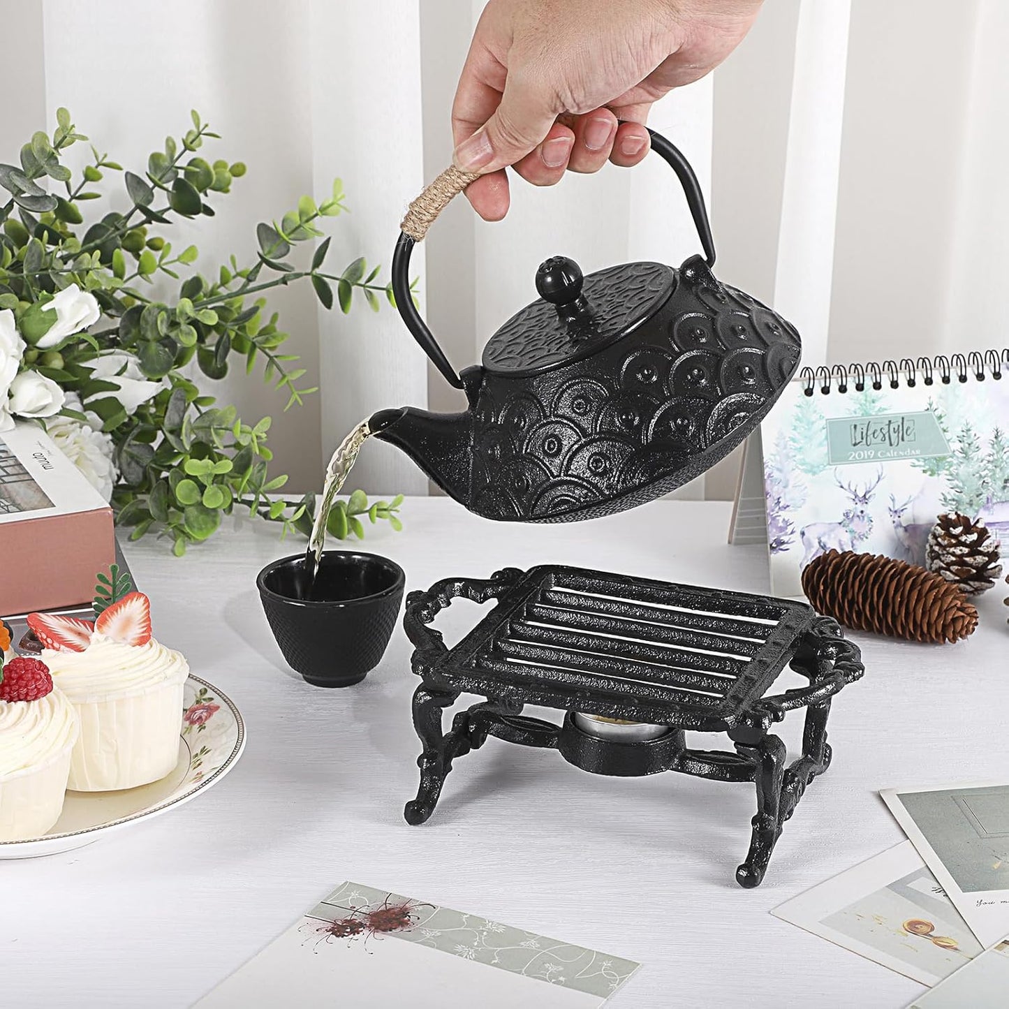 Sumnacon Tea Warmer Cast Iron Tea Pot Warmer with Tealight Candle Holder Sturdy Functional Teapot Warmer Stand for Office Party or Desk RetroTea Pot Heater for Heating Milk,Tea,Coffee,Food
