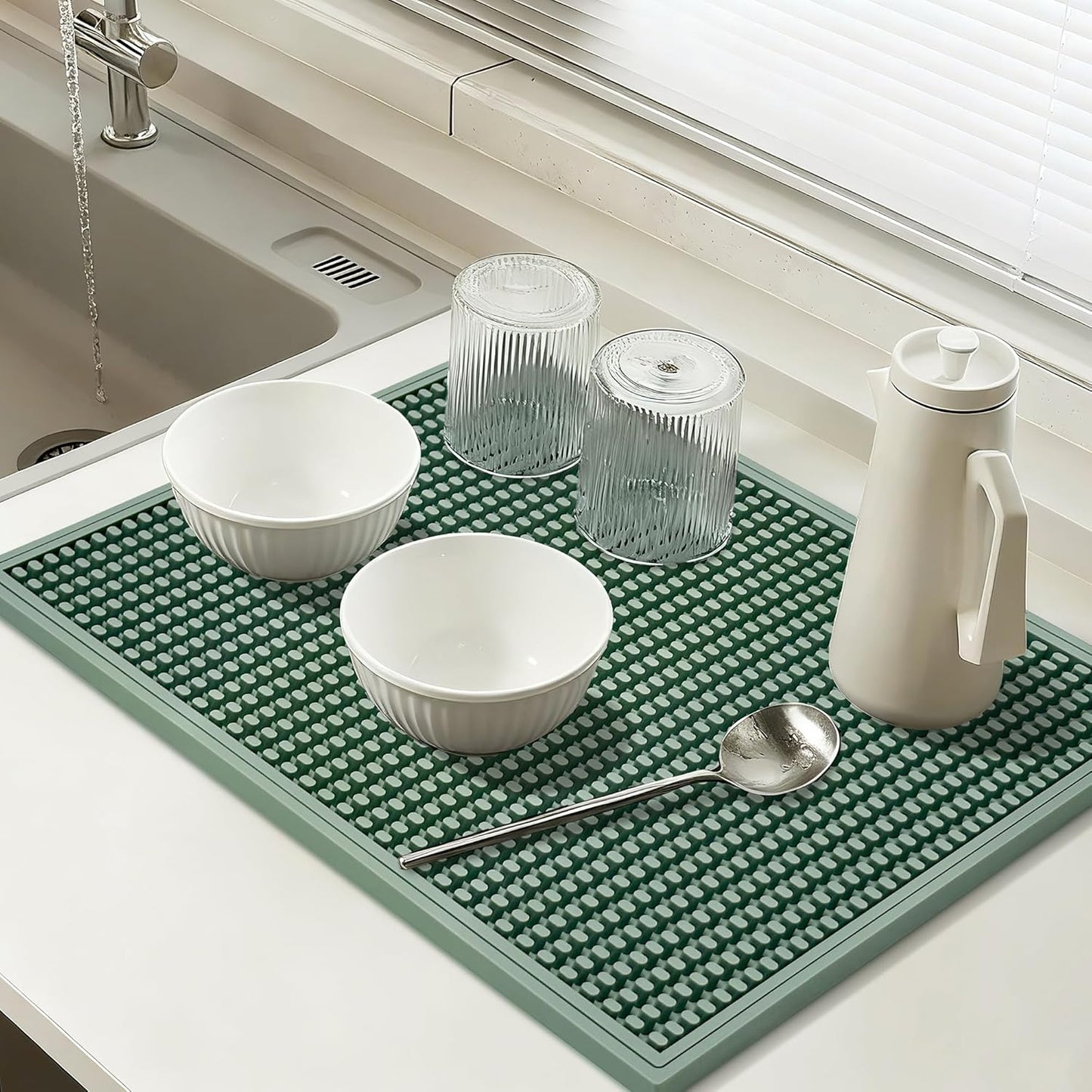 dish drying mat - 18" x 12" Green silicone drying mat , kitchen counter dish drying mats,rubber dish drying mat, Applies to bar mat、coffee mat