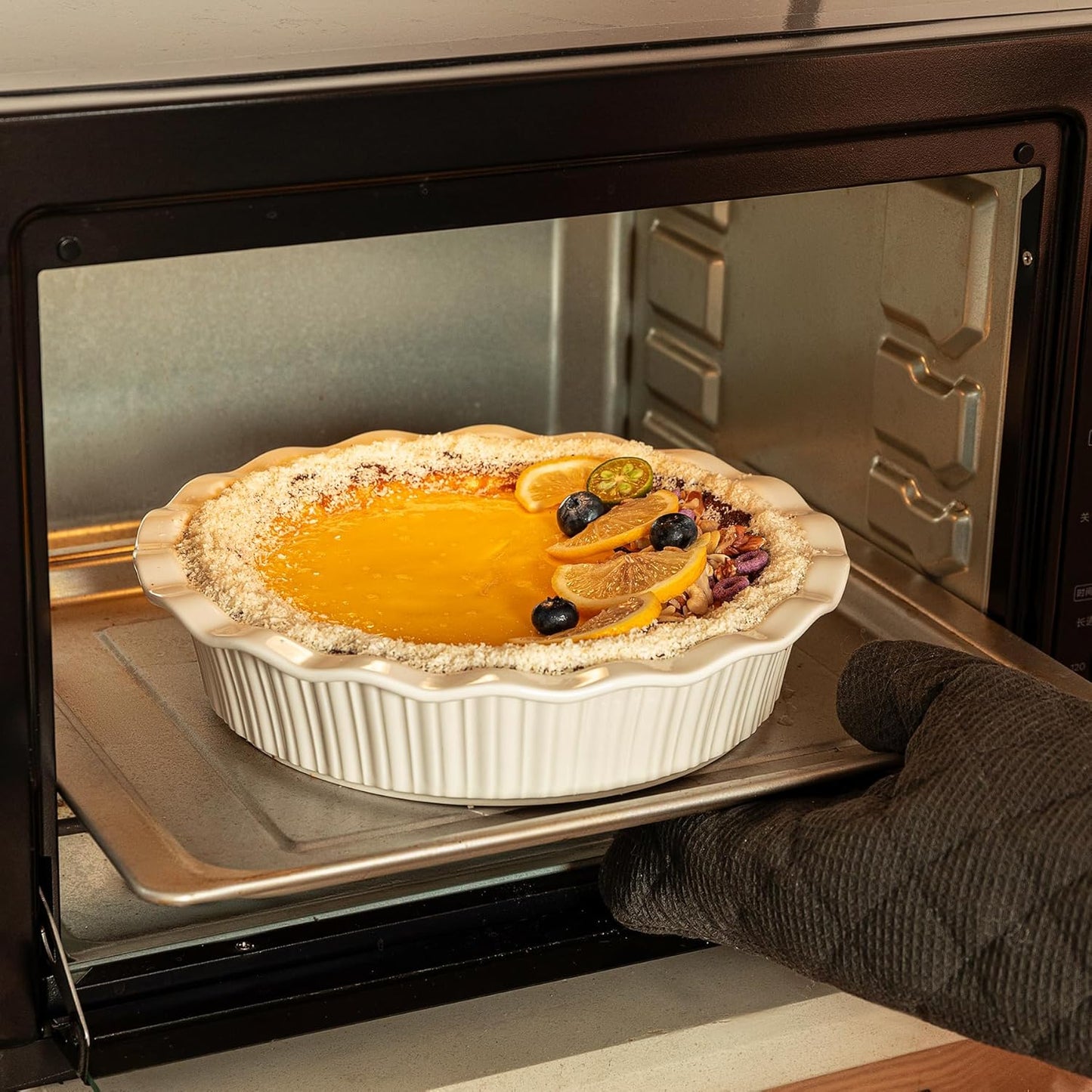 Sweese Porcelain Deep Fluted Pie Dish for Baking - 9 inch Porcelain Pie Plate for Apple, Quiche, Pot Pies, Tart - Vertical Line - White