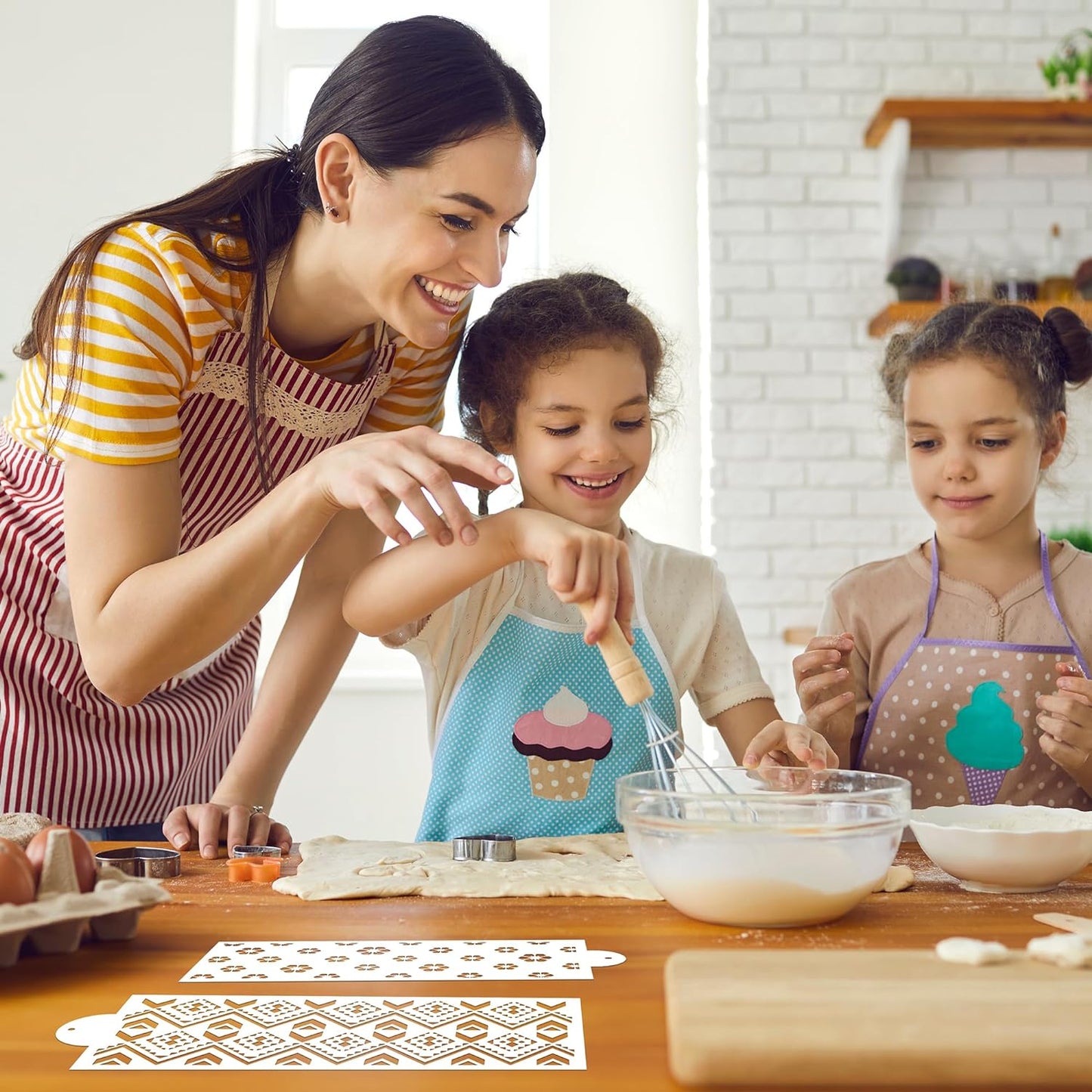 Cake Stencils for Baking - 15 Pcs Cookie Stencils for Royal Icing, Flower Roses Cookie Stencils for Buttercream Decorating, Folk Brick Stencils Cookie Decoration, Baking Template Cake Decor