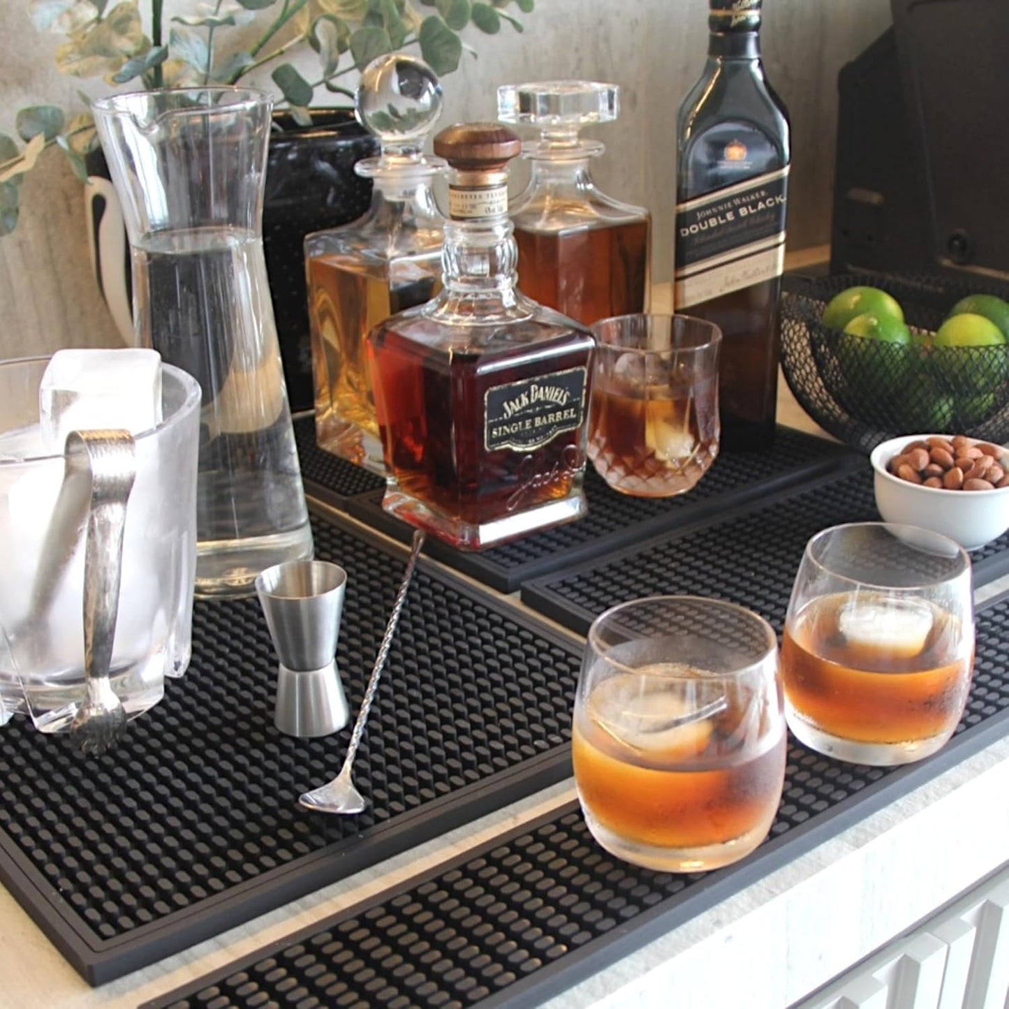 18x12 Rubber Bar Mats for Bartending. 0.4" Thick Coffee Bar Mat for Countertop. Durable & Flexible Black Kitchen Counter Bar Service Drying Mat