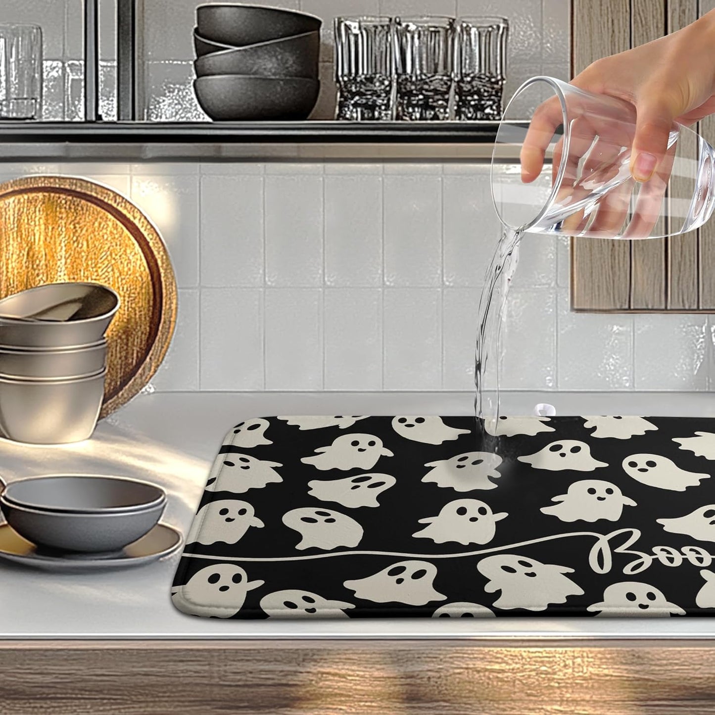 Halloween Ghosts Dish Drying Mat Black and White Large Kitchen Mats Dish Drying Pad Absorbent Dish Dryer Mat for Kitchen Countertops Microfiber Drainer Pad Dish Drying Mats (18x24 in)