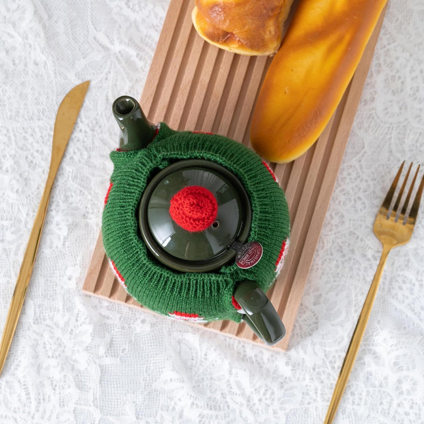 Tea Cozy Suitable for a 600ml,20oz Tea Pot,Teapot Warmer -100% Acrylic Fibers Filling,Two Piece (Green Snow Man)