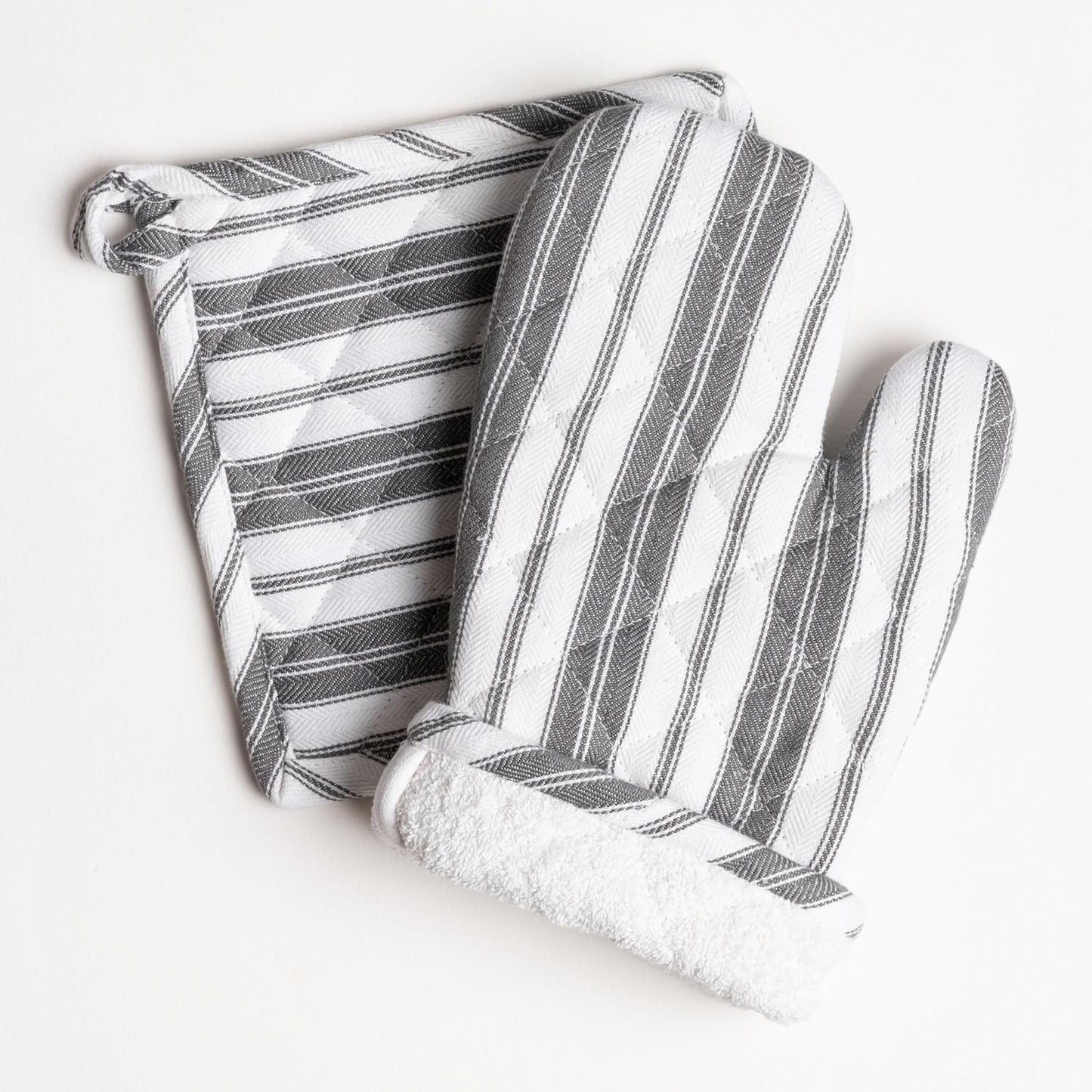 1 Oven Mitt, 1 PotHolder & 1 Kitchen Apron Set - Durable Heat Resistant Gloves - Thick Mittens for Kitchen - Suitable for Cooking, Baking, Grilling – Men & Women – Dark Grey Stripes - Casa De Lan