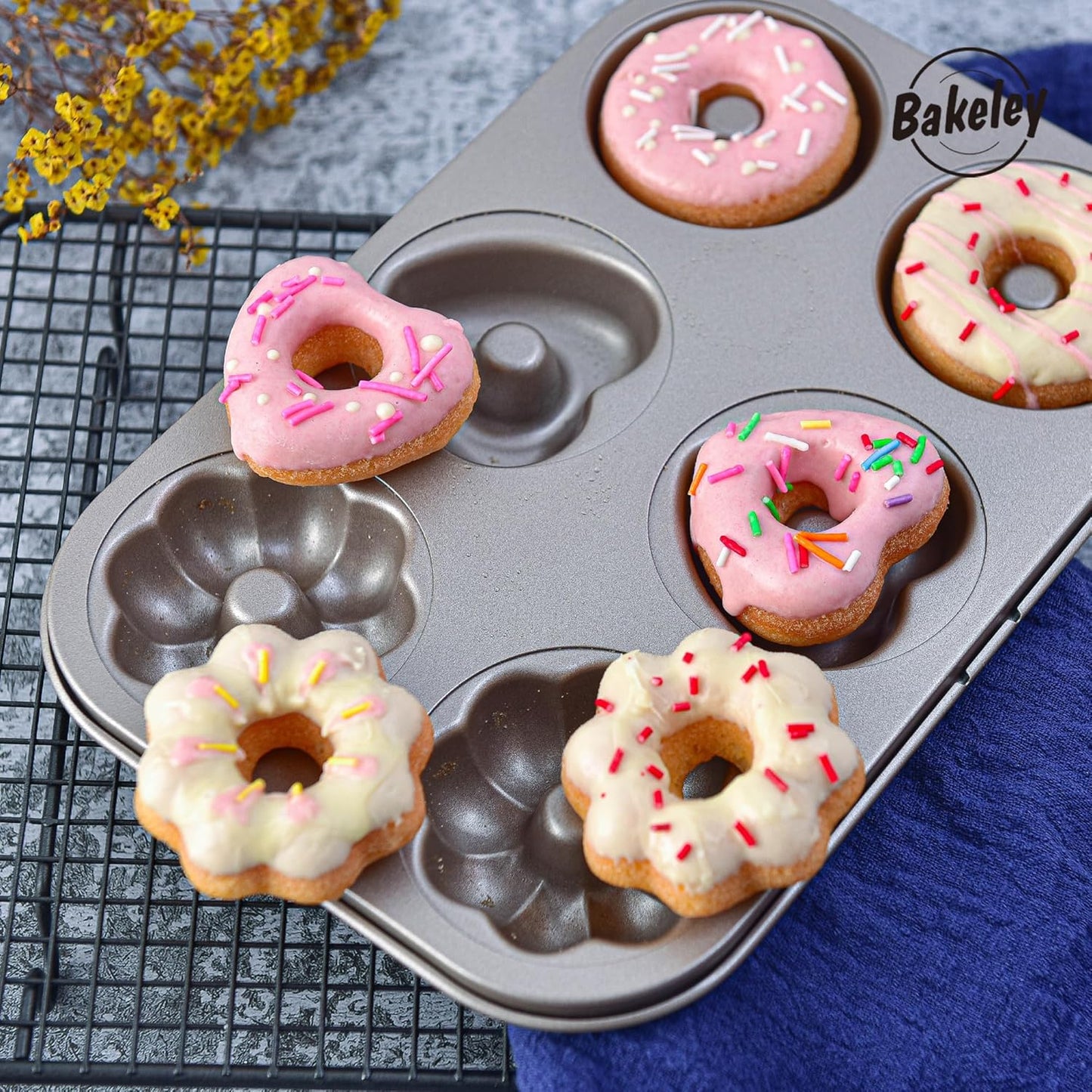 Fancy Donut Pan, 6 Cavity Donut Mold Heavy Duty Steel Non-stick Heart Flower Round Shaped Bund Pans Pattern Doughnut Bakeware for Oven Baking (Champagne Gold)