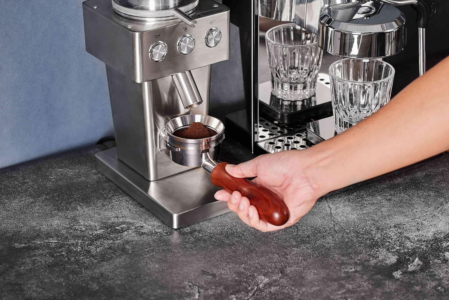 58mm 2 ears Bottomless Portafilter for E61, Flair 58, ECM, Rocket, Sanremo, Synesso, Slayer, VBM Espresso Machine Accessories Made of Stainless Steel and Solid wood